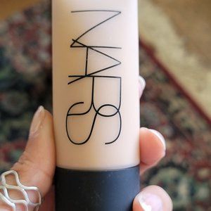 Nars soft matte complete foundation